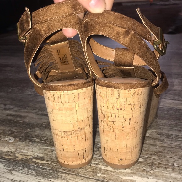 NWT! ARIAT UNBRIDLED WEDGES! - Picture 4 of 7
